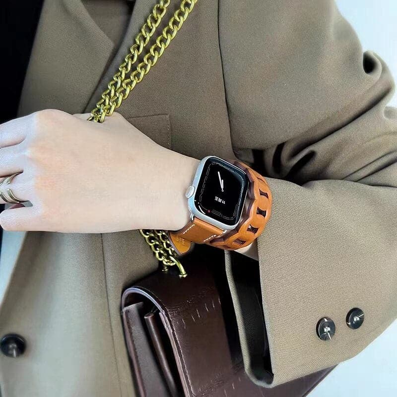 Chunky Leather Chain Twirl Scrunchapples