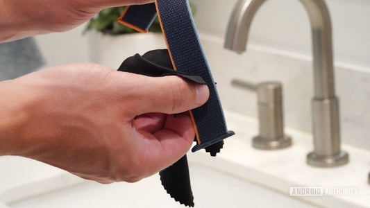 How to Wash Apple Watch Staps