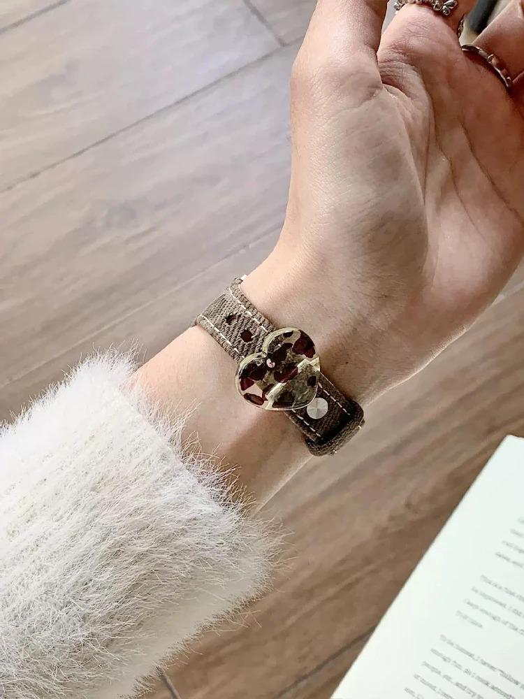 Apple Watch Y2K Retro Leopard Heart Charm Band - Vintage Leather Strap 38mm 40mm 41mm 42mm 44mm 45mm 46mm 49mm