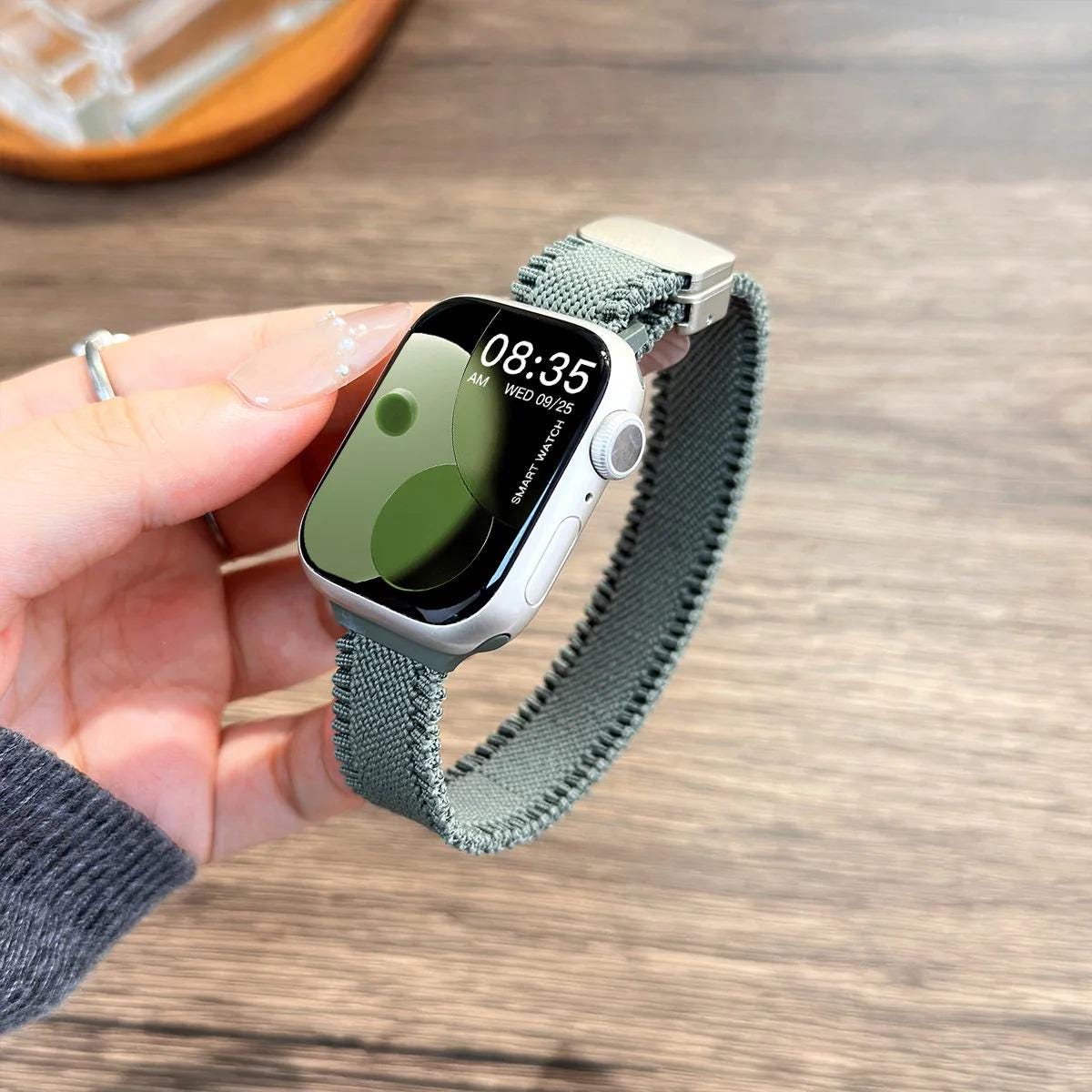 Slim Woven Nylon Band for Apple Watch, Elastic Adjustable Sport Strap
