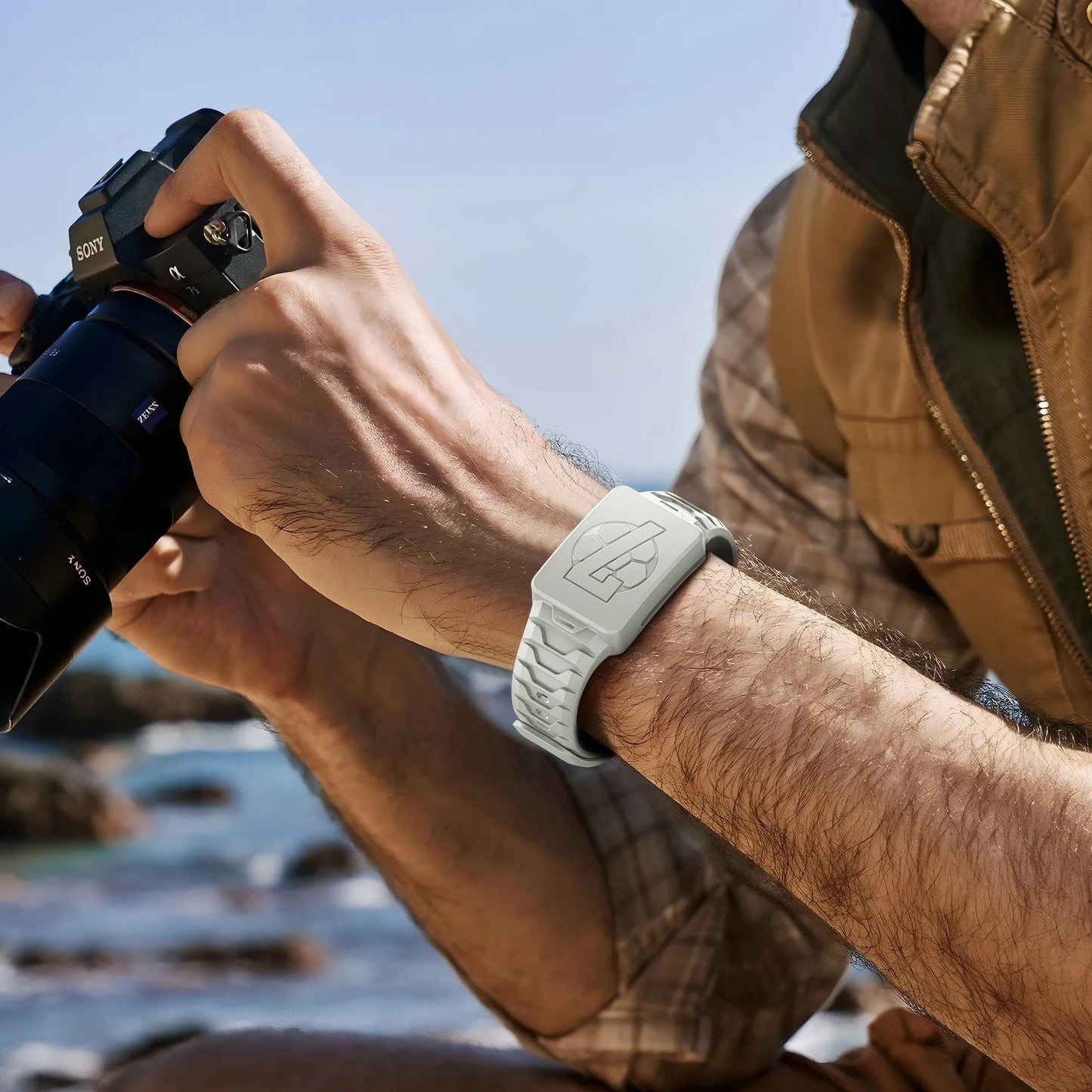 WHOOP 4.0 Silicone Sport Band with Protective Case, Rugged Waterproof Replacement Strap