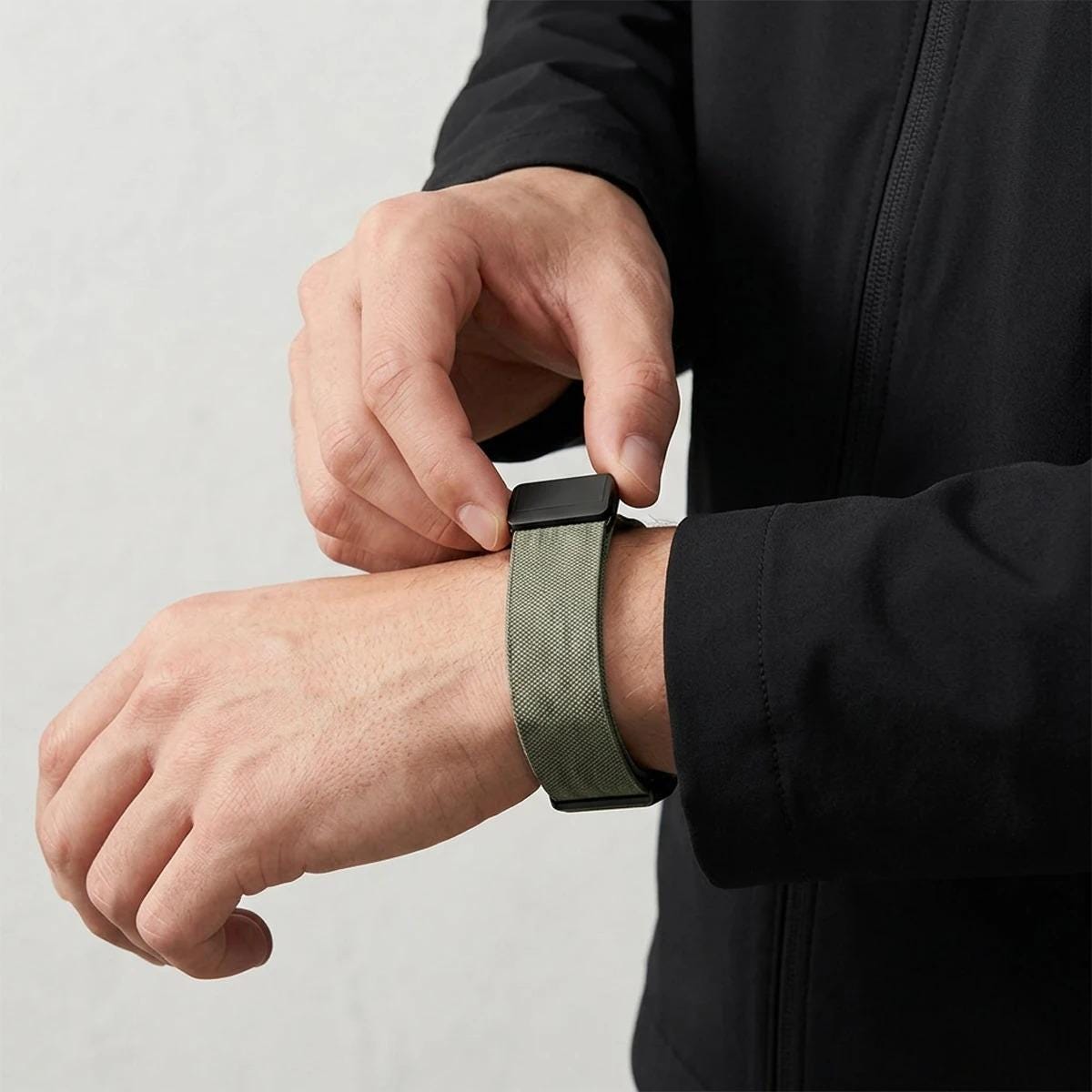 WHOOP Nylon Fitness Band with Magnetic Clasp - Soft Breathable Adjustable Replacement Wristband with Metal Frame